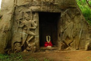 vizhinjam-rock-cut-cave-temple